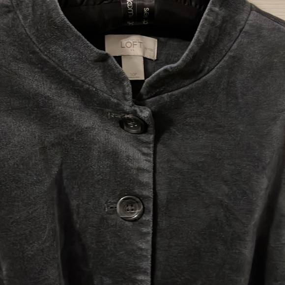 Blazer - Picture 2 of 4